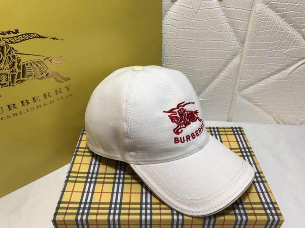 Bv*b*rry Hat